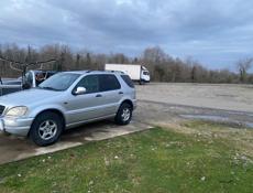 Mercedes-Benz ML