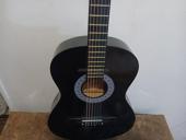 Акустическая гитара