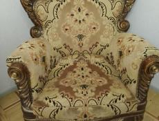 Винтажное кресло 