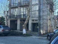 Продаётся в новостройке 3х комнатная квартира