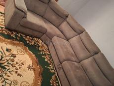 Продам срочно диван в идеальном состоянии покупалась за 100 т