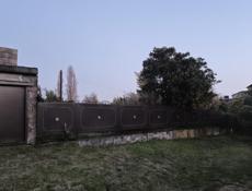 Продается участок , цена договорная , все вопросы по телефону 