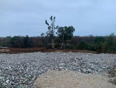 Участок, Красный Крест