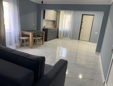 Сдаётся дом первого этажа все для проживание есть . кондиционеры, чайник, Fi wi,,печка, телевизор и тд. На долгий срок ) без выселение 