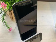 iPhone SE 2020 /Redmi 9A