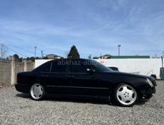 Mercedes-Benz E-Класс