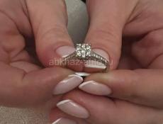 Кольцо с бриллиантами 