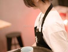 Официанты! Круглый год