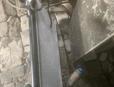 Радиатор на Ниссан скай 