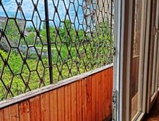 Продается трехкомнатная квартира в п Агудзера