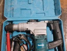 Срочно срочно продам перфоратор в хорошем состоянии 