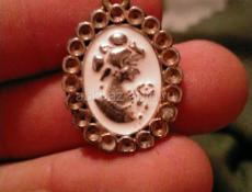 Продам старую вешь