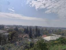 6 соток с видом на море и город.