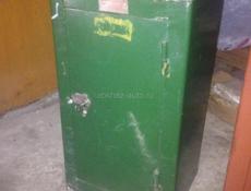 Продаю сейф