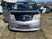 В разборе Альфард гибрид 