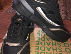 Новые кроссовки