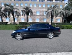 Lexus LS