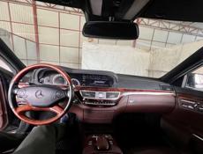 Mercedes-Benz S-Класс
