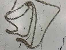 Серьги и цепь из серебра 925 пробы Продам за 5 тыс 