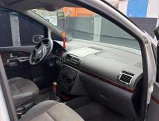 Volkswagen Caravella