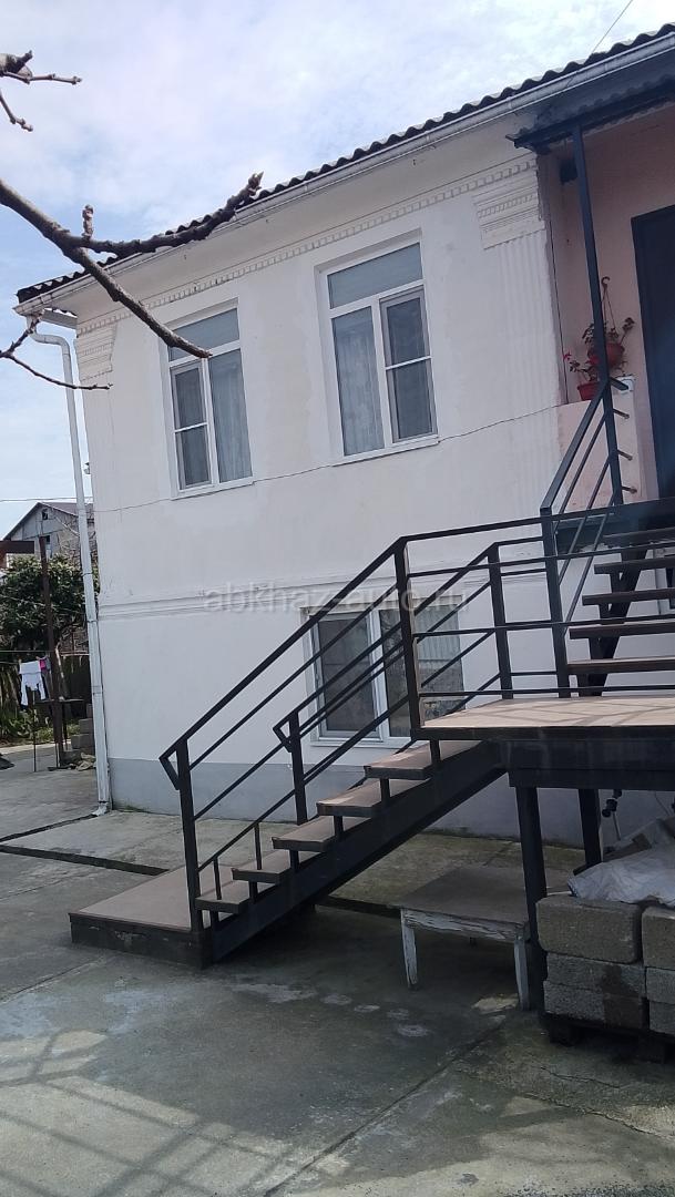 Сдам по суточно  весь дом на лето, в десяти минутах от берега в 15 минутах  пешком от центрального рынка.о.