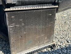 Радиатор Мерседес w202 