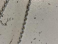 Продам серебрянные изделия 925 пробы. Цепь 2.500 руб. Серьги и кольцо старое не меньше 60 лет назад покупалось . 