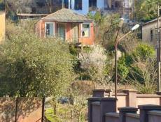 ДОМ НА УЧАСТКЕ 5 СОТОК В СУХУМЕ