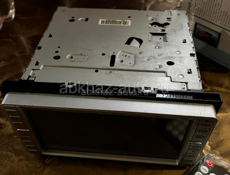 Магнитолы 2 штуки один новый второй снят с марк Х оба работают хорошо 