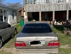 Mercedes-Benz E-Класс