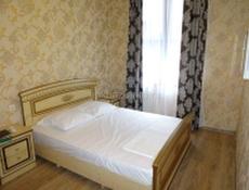 Кровать с  матрасом б у