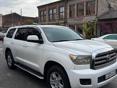 Toyota Sequoia