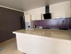 Сдаётся двухкомнатная квартира в районе вокзала за 30000