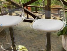 Барные стулья 2 шт. Новые.цена за оба стула.