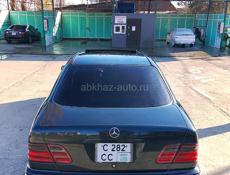 Mercedes-Benz E-Класс