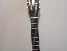 Гитара акустическая