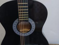 Гитара акустическая