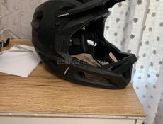Шлем велосипедный full face 