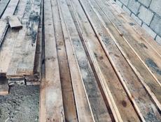 Продаю б/у лес использовался один раз на заливку опалубки закрывали целлофаном   