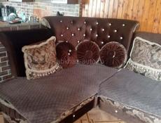 Продаю угловой диван