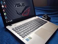 Ноутбук Asus