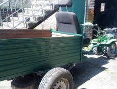 Срочно продается два крота с прицепом один новый