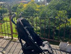 Продаю коляску фирмы Elodie. Цвет черный , в хорошем состоянии ,из минусов только что ручки потертые , которые можно обшить кожей . Очень прочная .