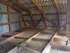 ДОМ НЕДАЛЕКО ОТ СУХУМСКОГО АЭРОПОРТА