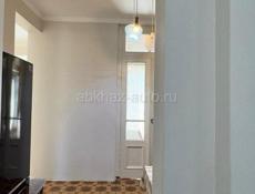 2 - К. КВАРТИРА У МОРЯ В ЦЕНТРЕ СУХУМА