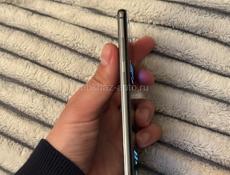 Самсунг с10+