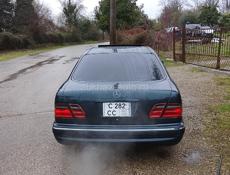 Mercedes-Benz E-Класс