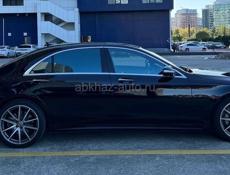 Mercedes-Benz S-Класс