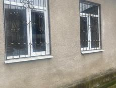 Комнату с кухней.