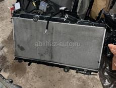 Радиатор Honda Freed